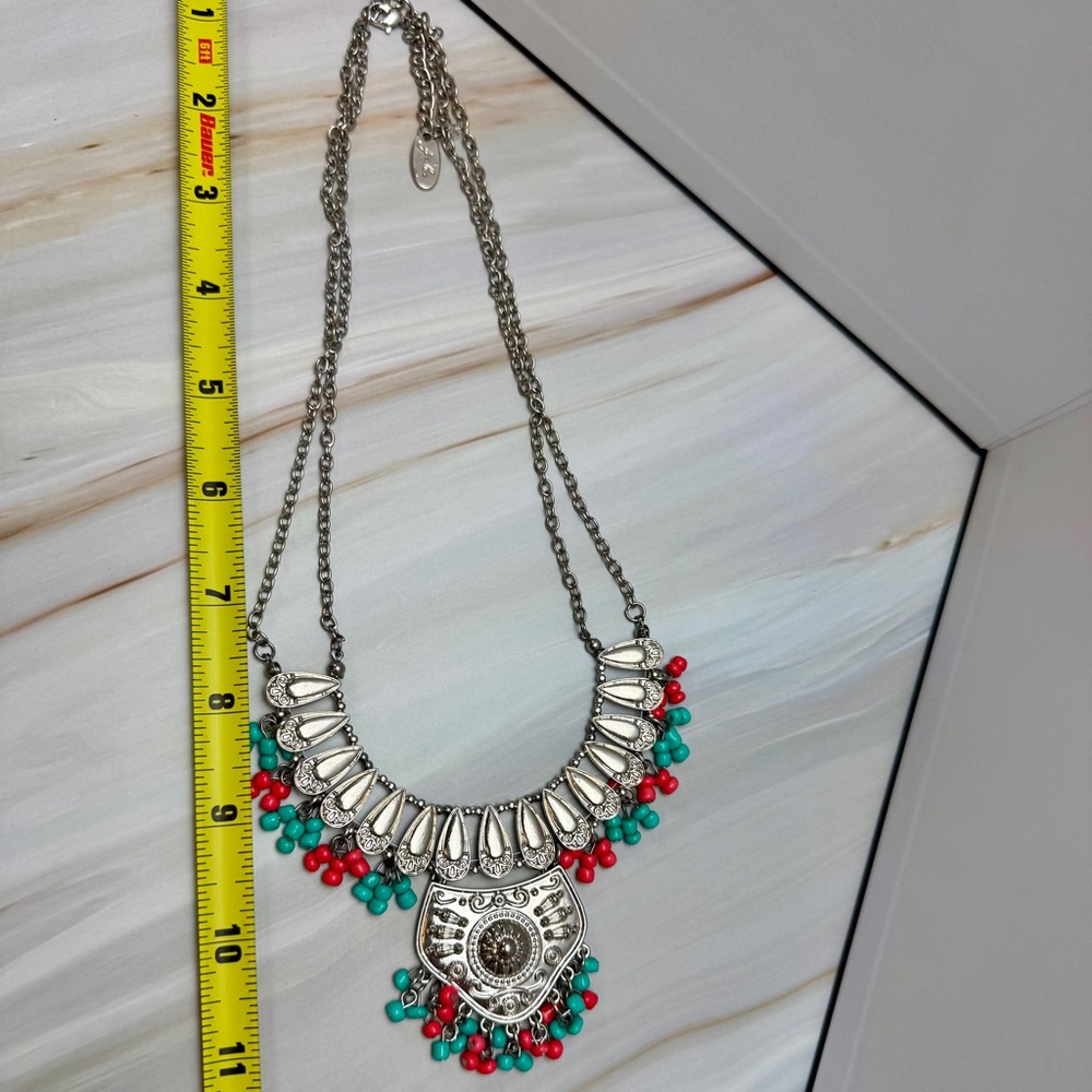Silver tone Bead and Medallion Fashion Necklace - Picture 3 of 8